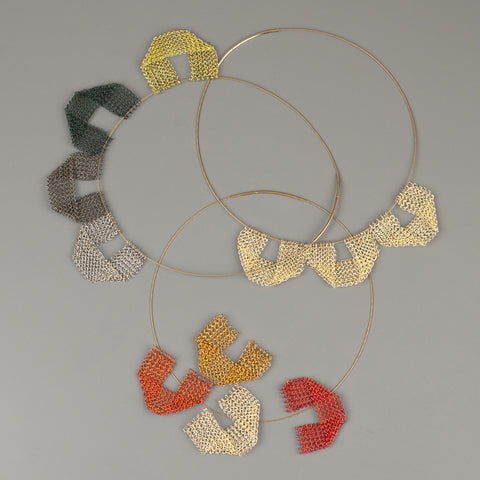 Keep it simple - a new geometric wire crochet necklace