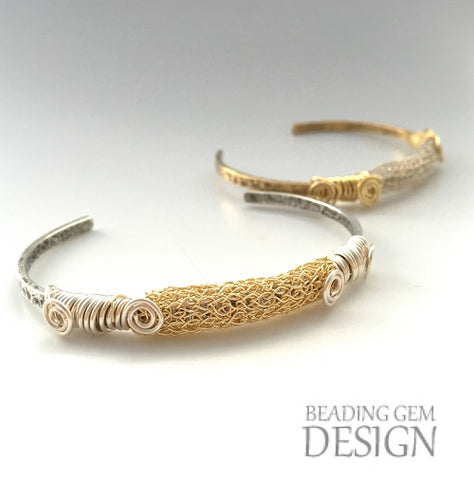 Wire wrapped gold bracelet 