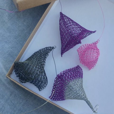 Whale fins in wire crochet - Yooladesign