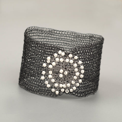 black wire crochet bracelet by YoolaDesign 