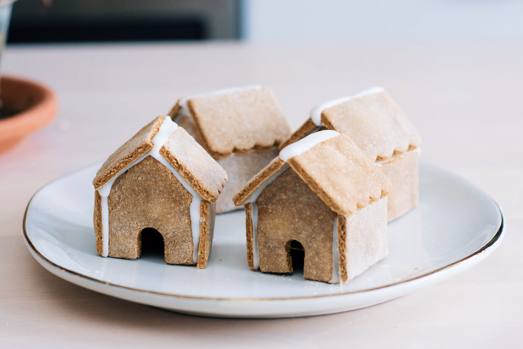 Horse Treat Gingerbread Houses Festive Holiday Equestrian