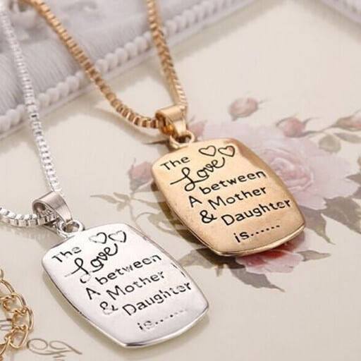 necklace from mom to daughter