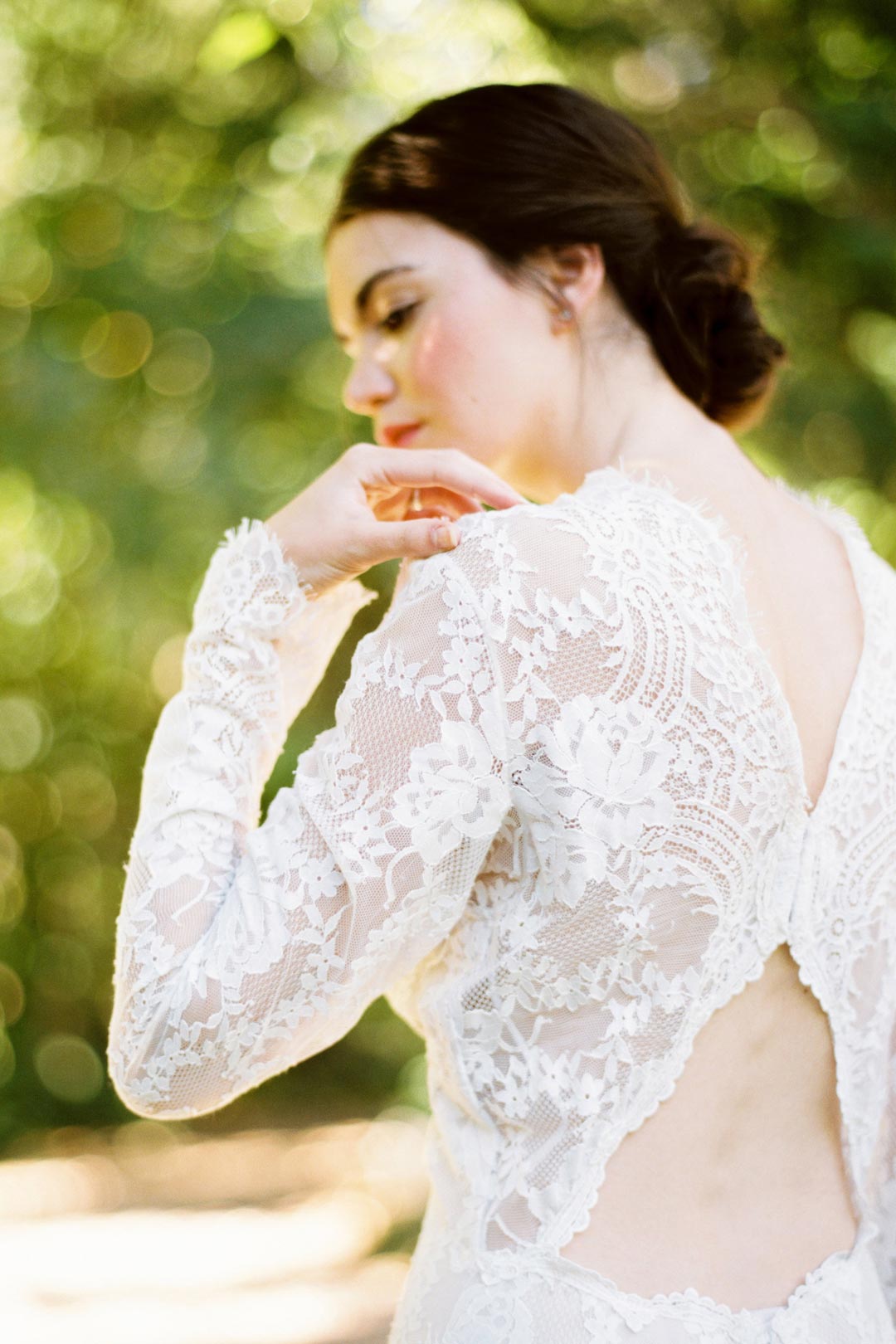 Lace Wedding Dress Back Detail with Keyhole