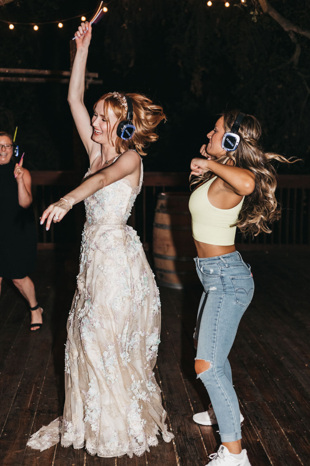 Guest and bride dance at wedding celebration