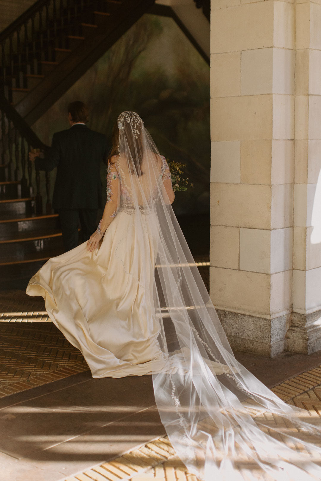 Santorini Wedding Dress full silk skirt with Wedding Veil
