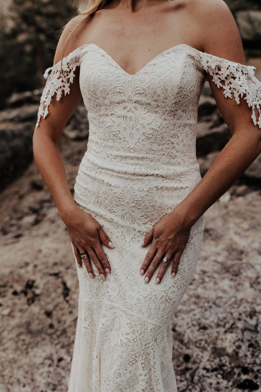 Bride Wearing lace wedding dress Bordeaux