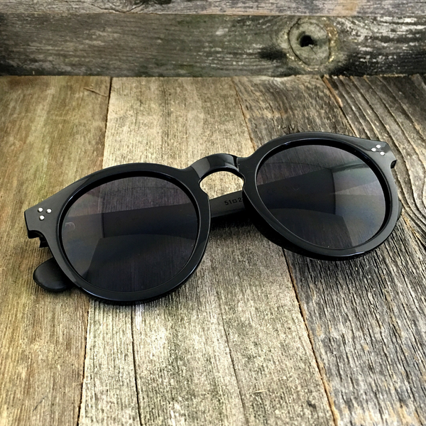 round wayfarer glasses