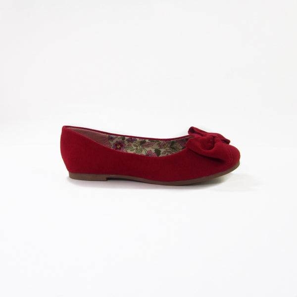 girls red flat shoes