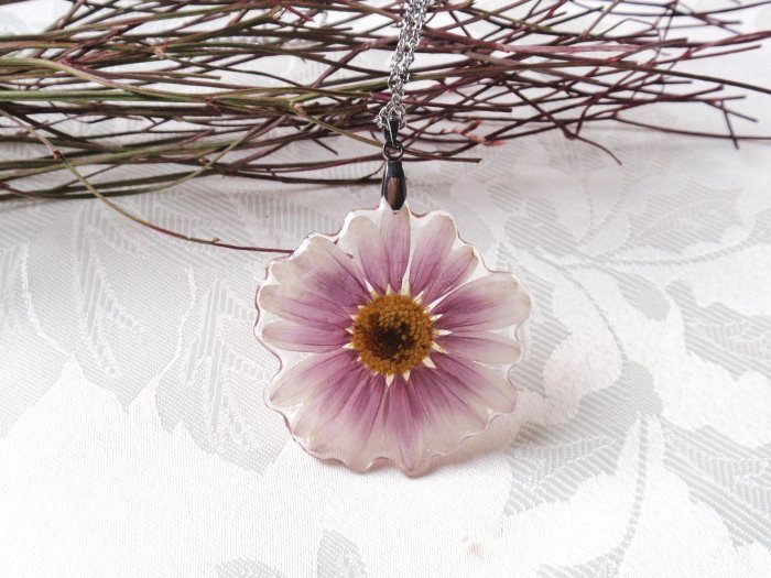 Pressed Flower Jewelry by Elena Ivanova