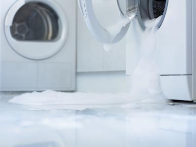 Water damage from leaking washing machine prevented