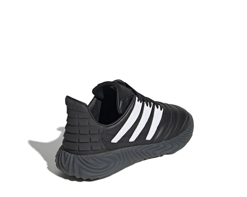 adidas sobakov negras