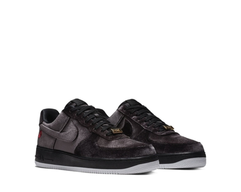 Nike Air Force 1 QS Velvet - Compra Online -