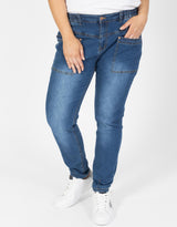 17sundays-plus-size-shakers-patch-pocket-tapered-jeans-neon-wash-plus-size-clothing