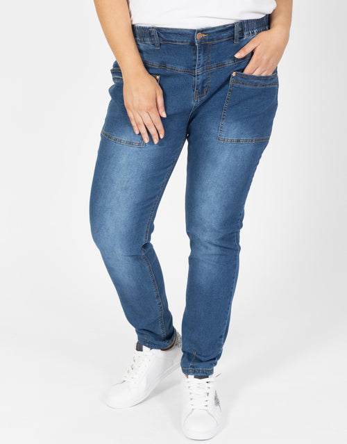 17sundays-plus-size-shakers-patch-pocket-tapered-jeans-neon-wash-plus-size-clothing