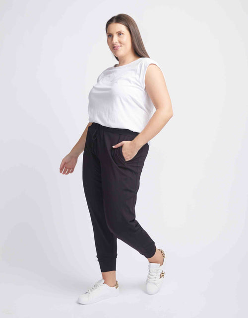 betty-basics-plus-size-cara-travel-jogger-black-plus-size-clothing