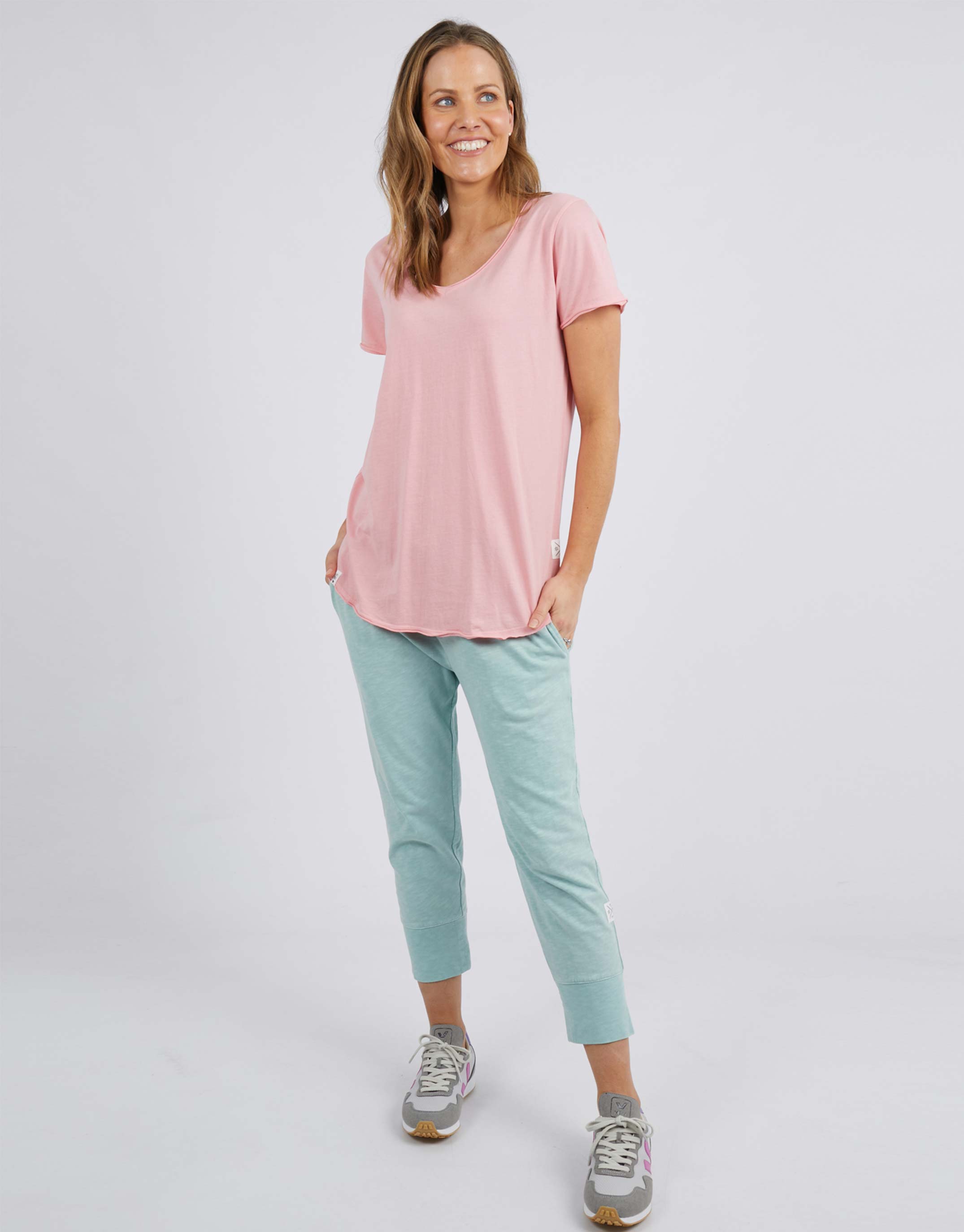 elm-fundamental-vee-tee-quartz-pink-womens-clothing