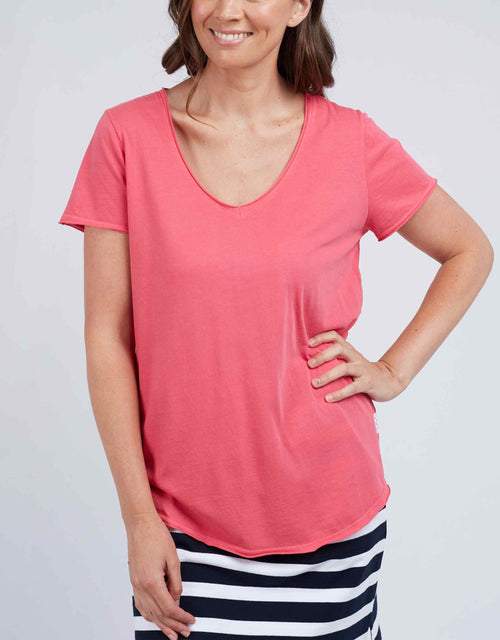 paulaglazebrook. Women's Clothing Elm Fundamental Vee Tee Watermelon