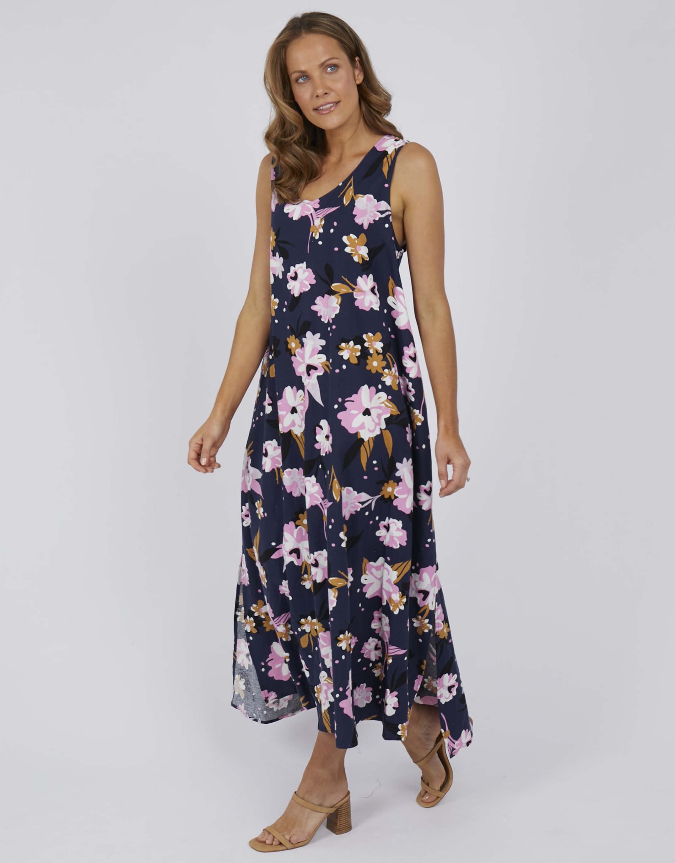 paulaglazebrook. Elm Paloma Sleeveless Midi - Navy | Women's Dresses