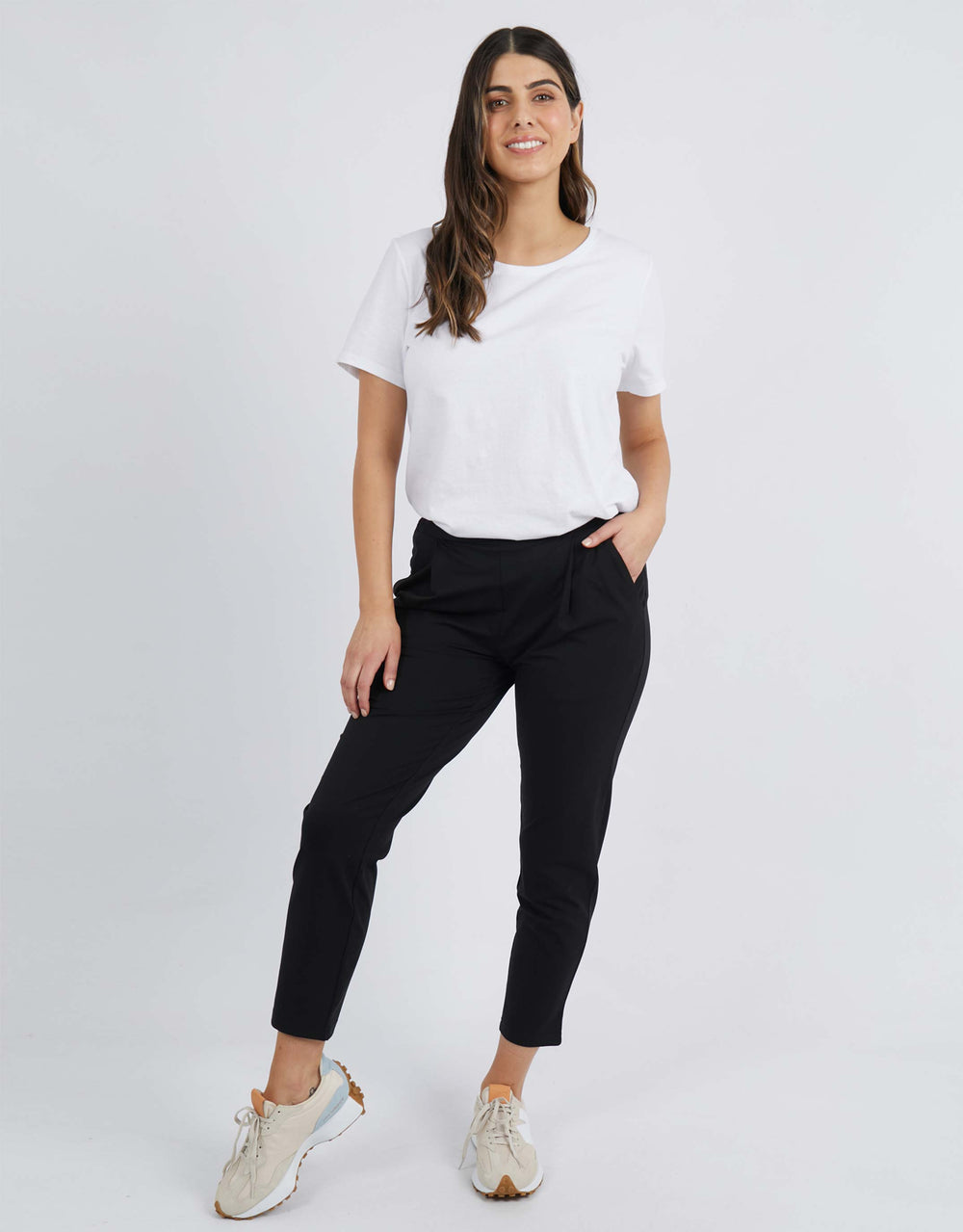 foxwood-everyday-pant-black-womens-clothing