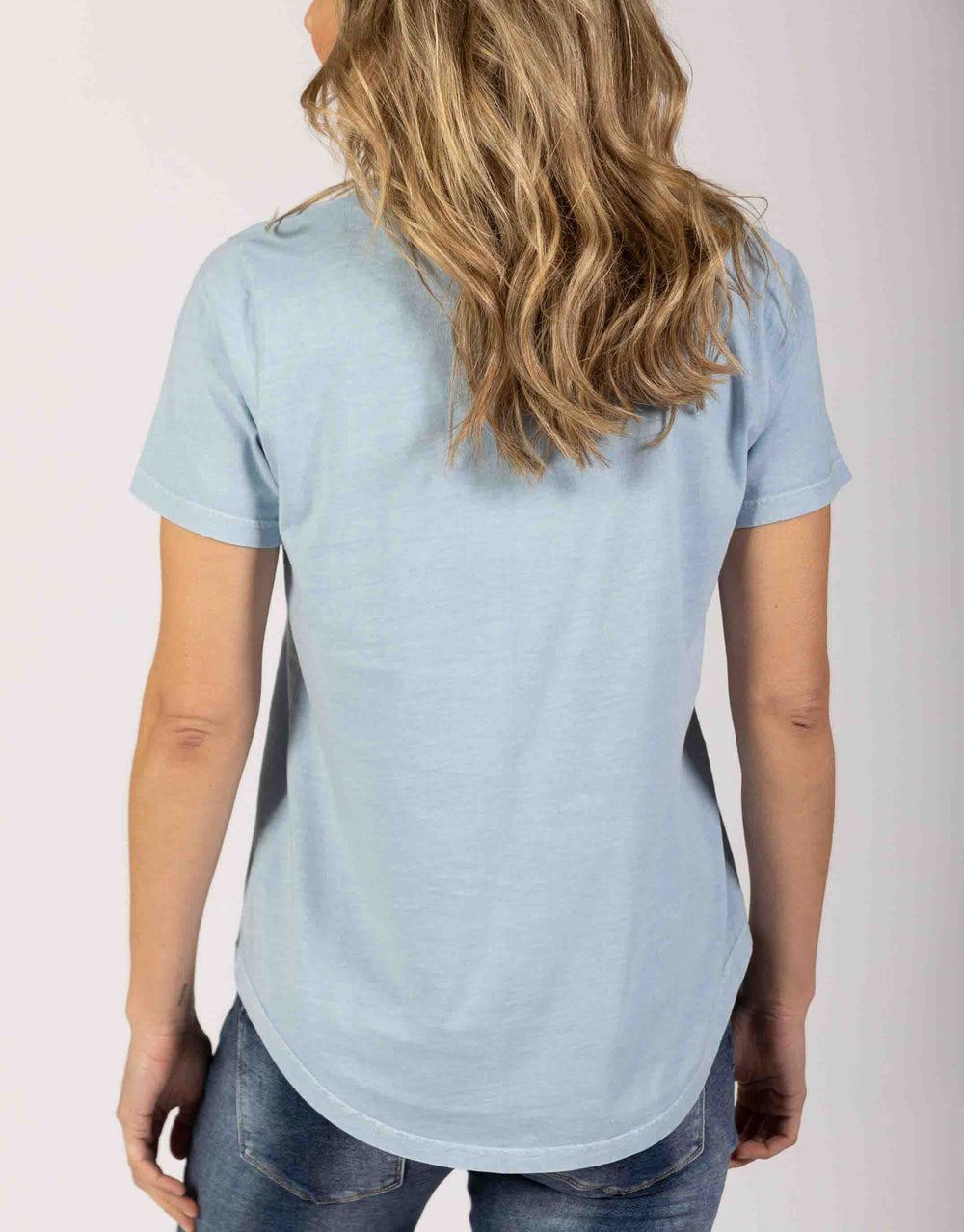 Foxwood | Washed Sammy Vee Tee - Blue Mist | Women's Tops