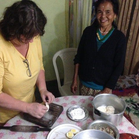Making Roti at Makaibari