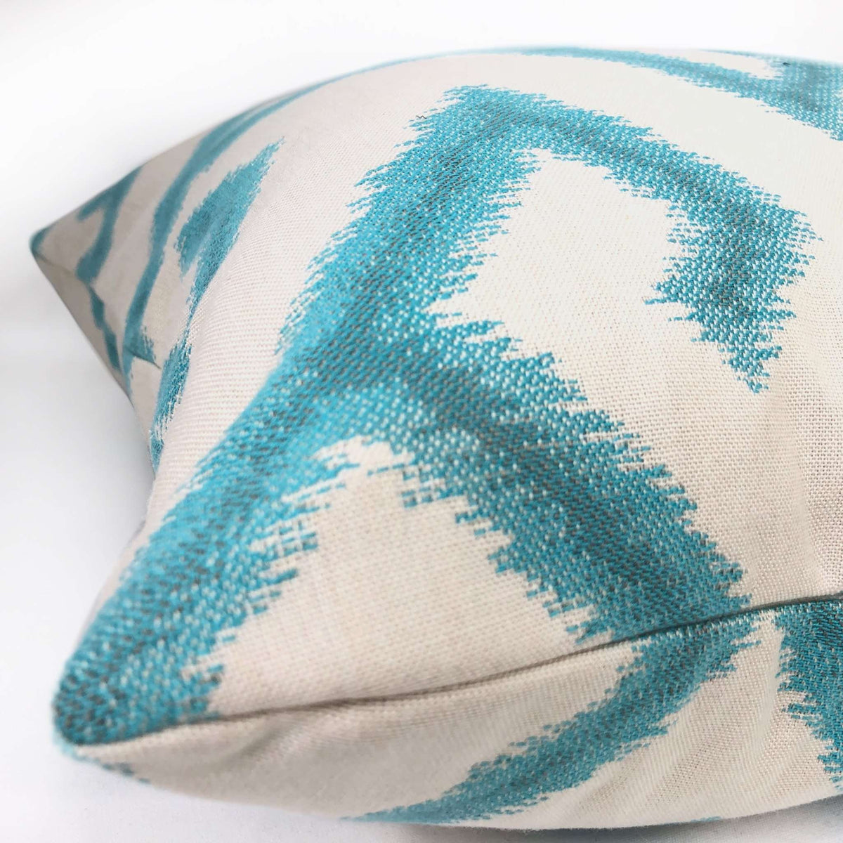 outdoor turquoise pillows