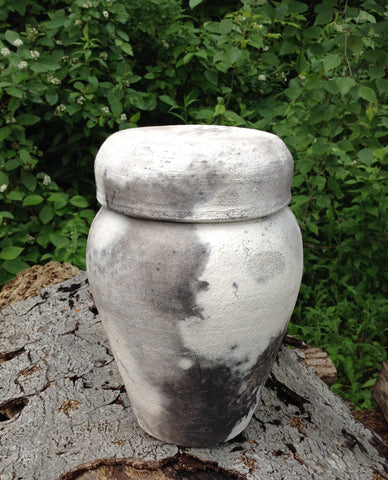 Cat memorial urn