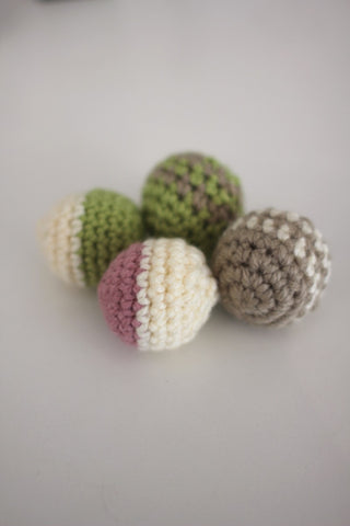 Benji + Moon | Crochet ball Cat Toy