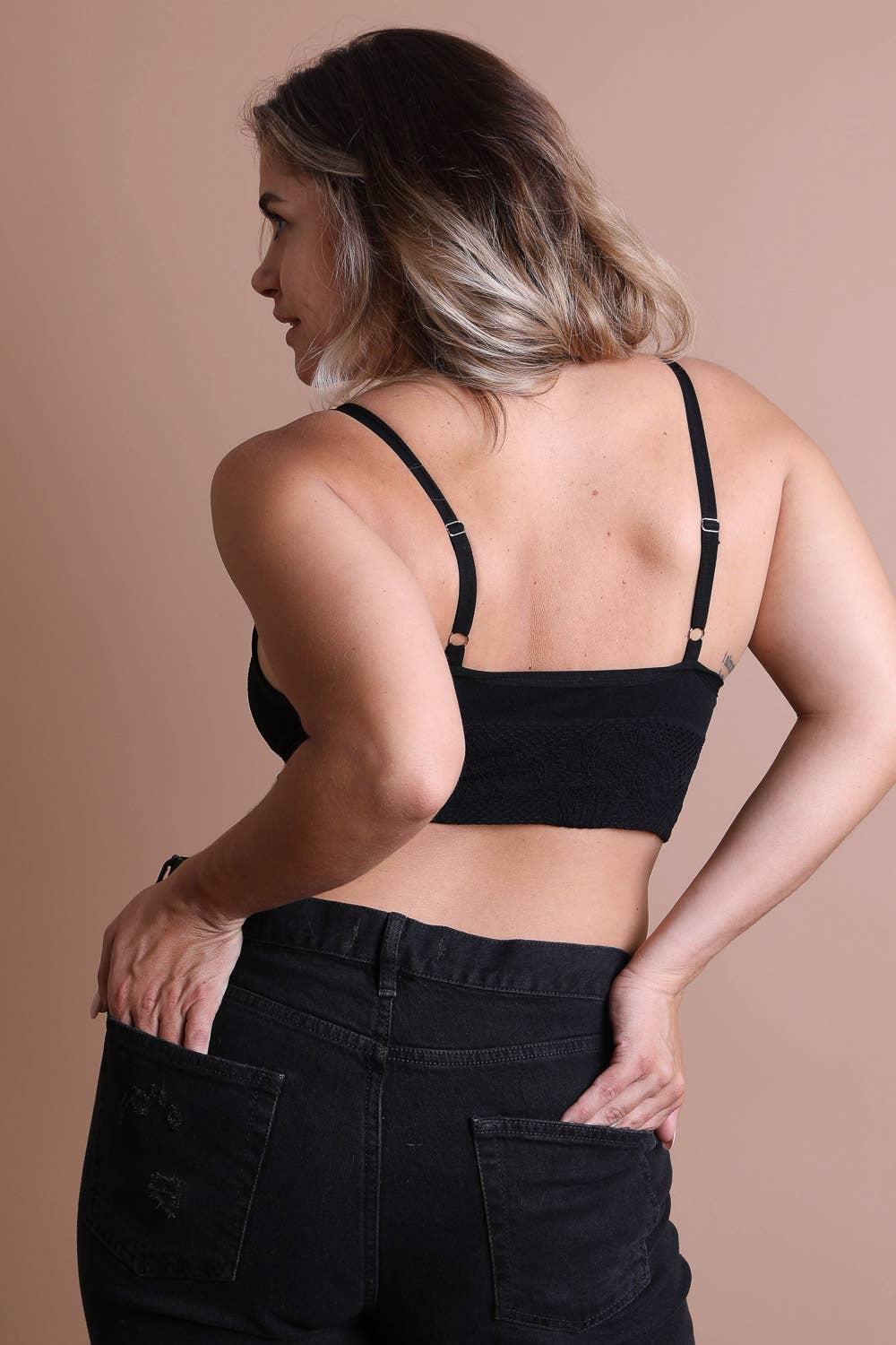Seamless V Neck Bralette