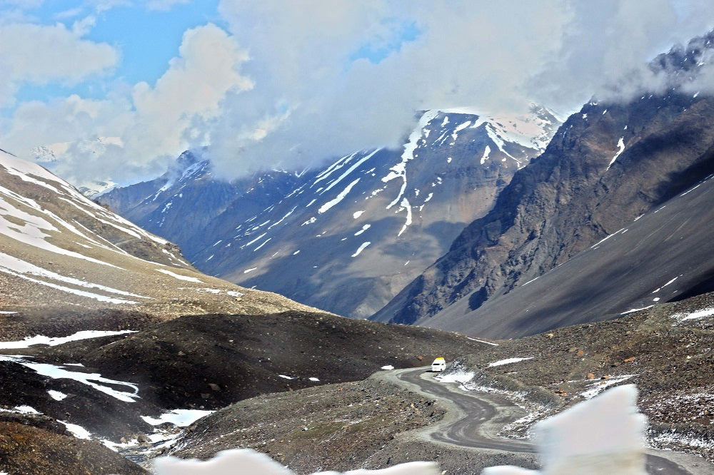 Baralacha-Leh-Manali-Highway-Woodgeek-Travels