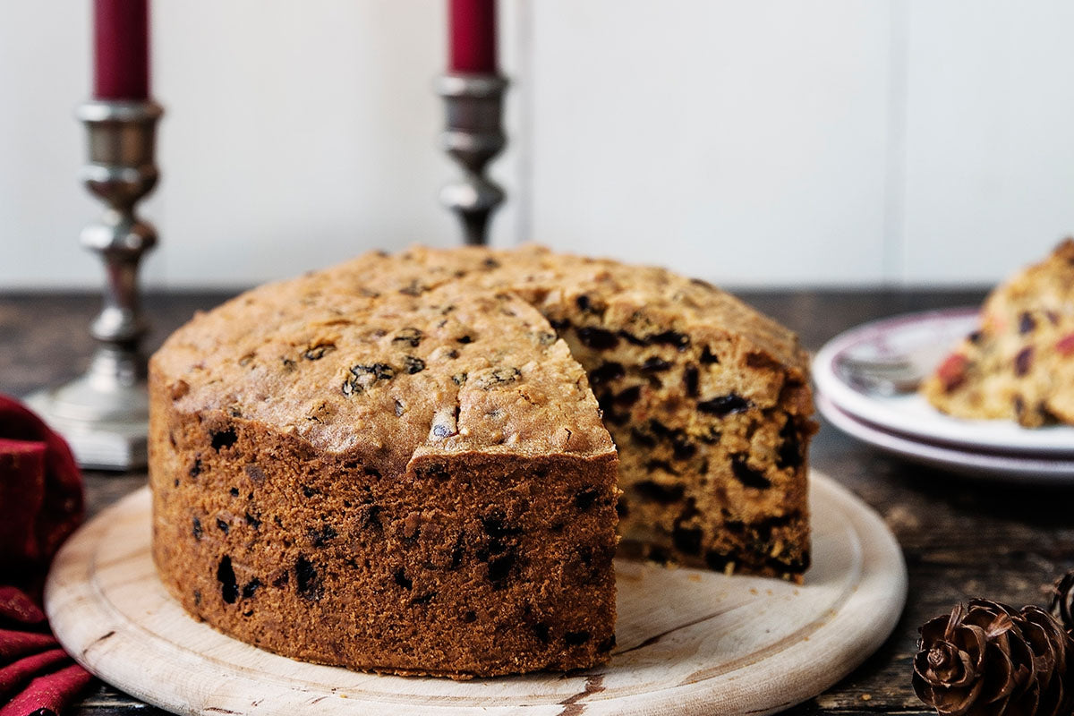 Best Christmas Cake - Simple Christmas Cake - Christmas Gifts - Traditional Christmas Cake Recipe - Woodgeek - Woodgeekstore