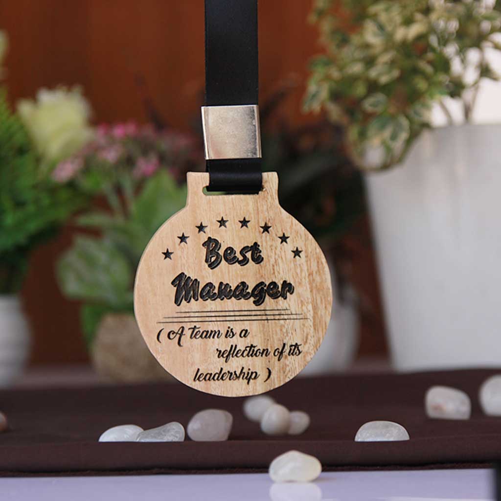 CustomizedBest Manager Wooden Medal - This engraved makes a wonderful employee recognition award - Looking for unique gift ideas for boss, or colleagues? This custom engraved medal is one of the best office gift ideas