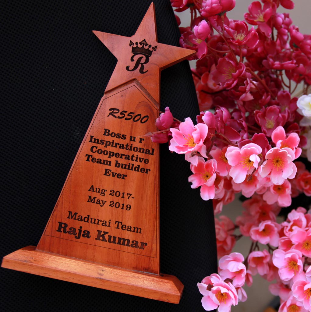 Customized Best Team Builder Wooden Star Trophy - These custom awards and trophies make great employee appreciation gifts - Looking for cool gifts for bosses ? This custom engraved award plaque makes great achievement awards