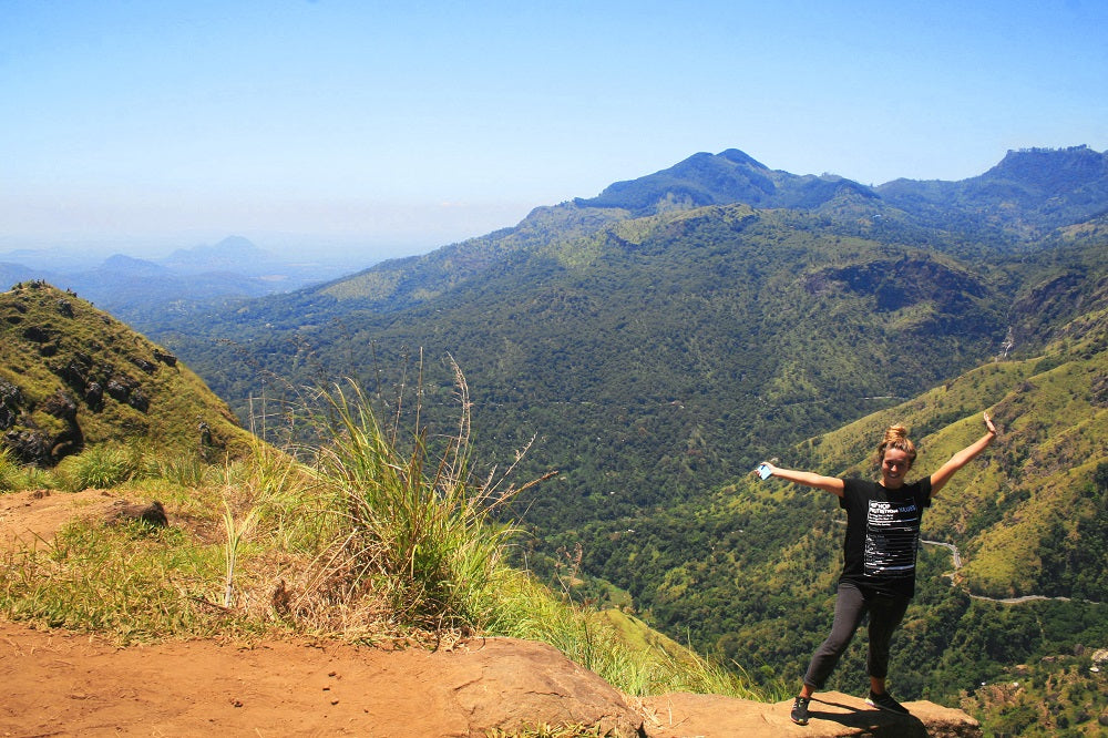 Little Adam's Peak - Sri Lanka Travel Blog - Things to Do in Sri Lanka - Woodgeek Store