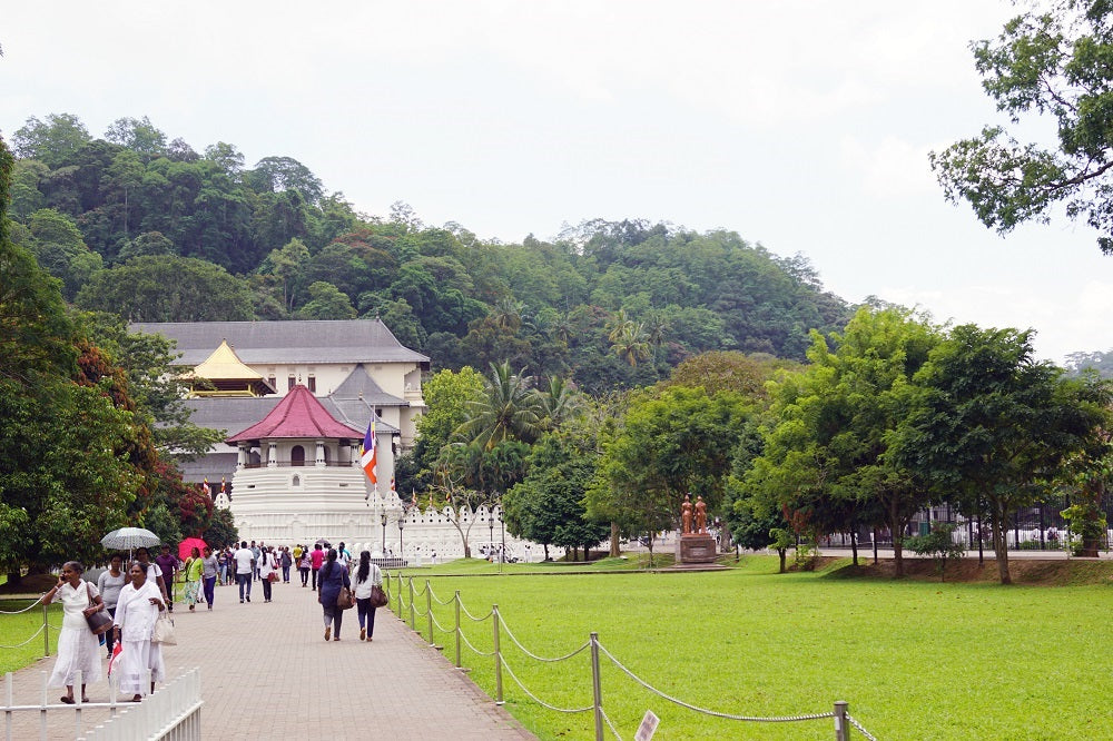 Temple of the Sacred Tooth Relic in Kandy - Sri Lanka Travel Blog - Things to Do in Sri Lanka - Woodgeek Store