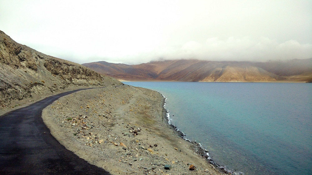 Way to Pangong Lake from Leh - Ladakh Road Trip - Woodgeek - Store