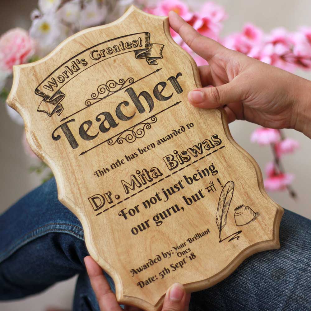 World's Best Teacher Wooden Certificate - gifts for teachers day - wooden gifts online - small gifts for teachers - teacher gifts ideas - best gift for teacher from student - wooden certificate - personalised wooden gifts - funny recognition awards - WoodGeek Store