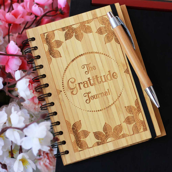 Gratitude Journal - Bamboo Wood Notebook - Bamboo Wood Notebook - Customised Wooden Diary - Engraved Notebook - Unique New Year Gift - Online Wood Shop - Woodgeek - Woodgeekstore 
