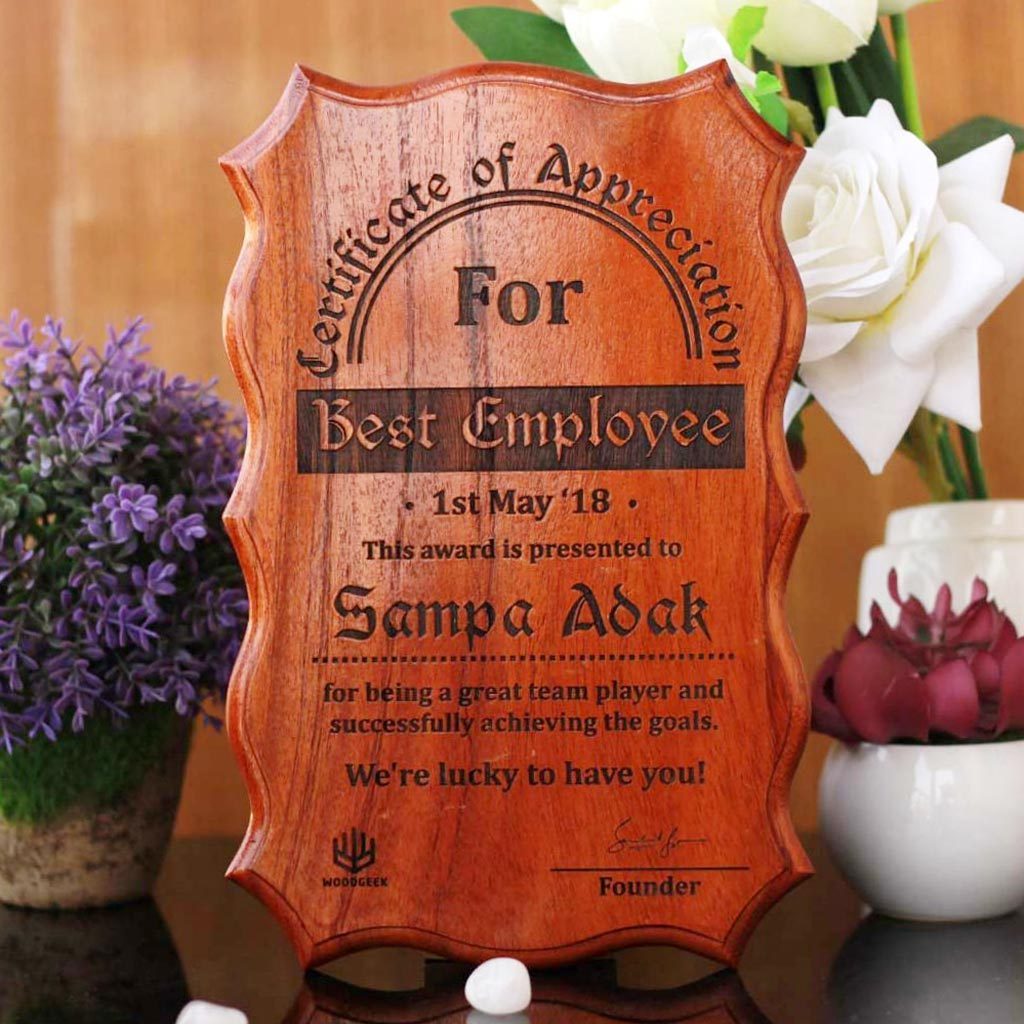 Personalized Wooden Certificate Of Appreciation - These Award Certificates Make Perfect Executive Gifts - These personalized gifts from The Woodgeek Store make great gifts for a boss who has everything.