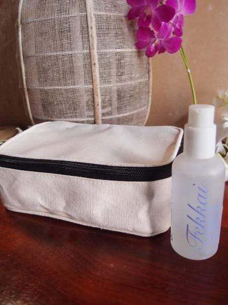 Wholesale Makeup Bags - Canvas Zippered Travel Kit Make up Bag - B695