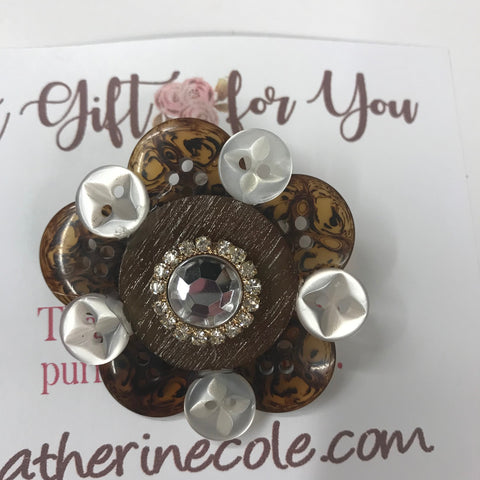 jewelry from vintage pins and jewelry