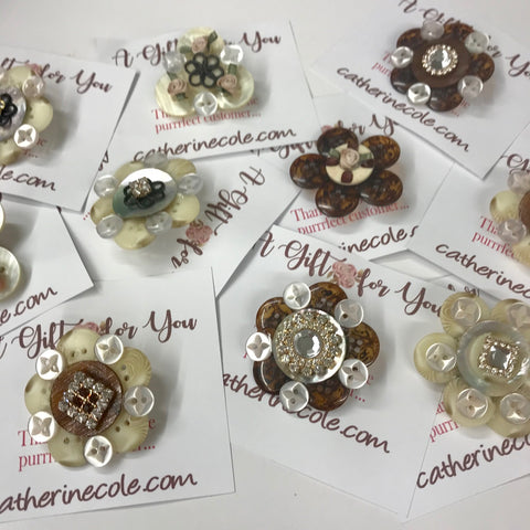 button jewelry crafting diy