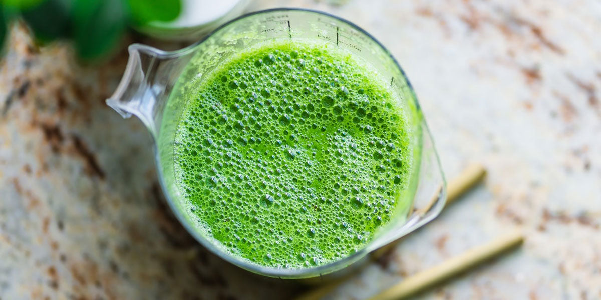 green healthy smoothie
