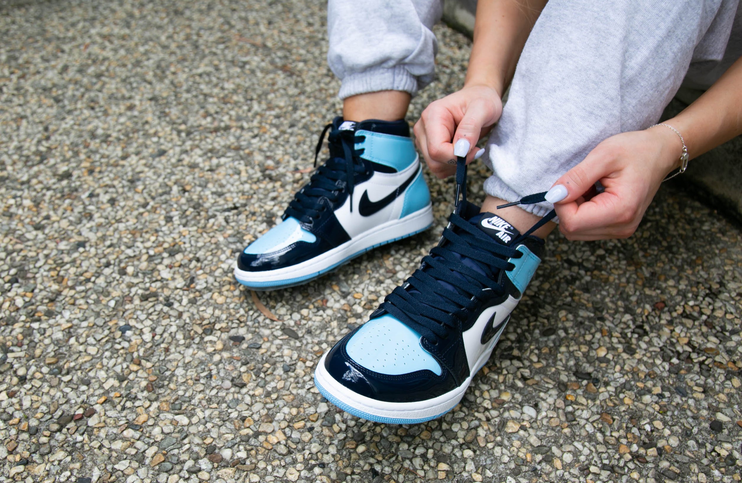 blue chill jordan 1 womens outfit