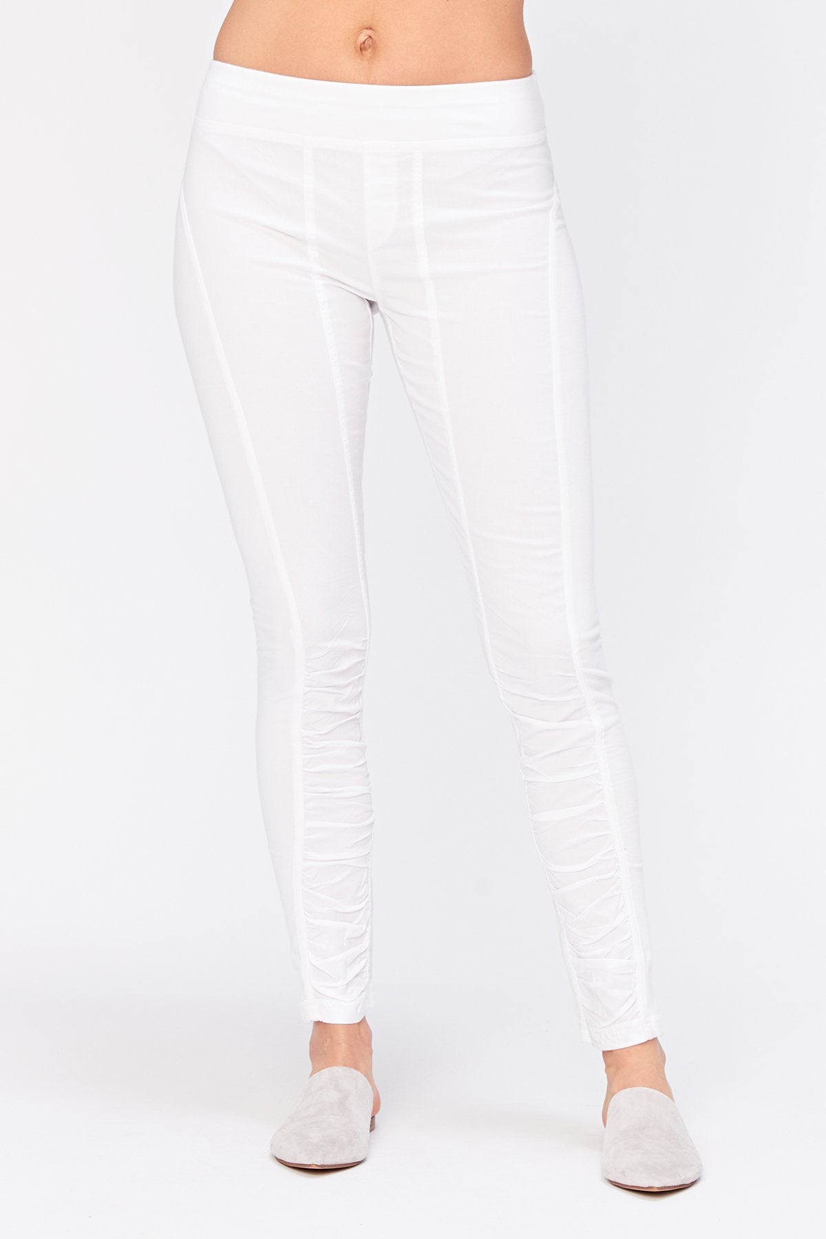 Core By Wearables Alexa Legging In White