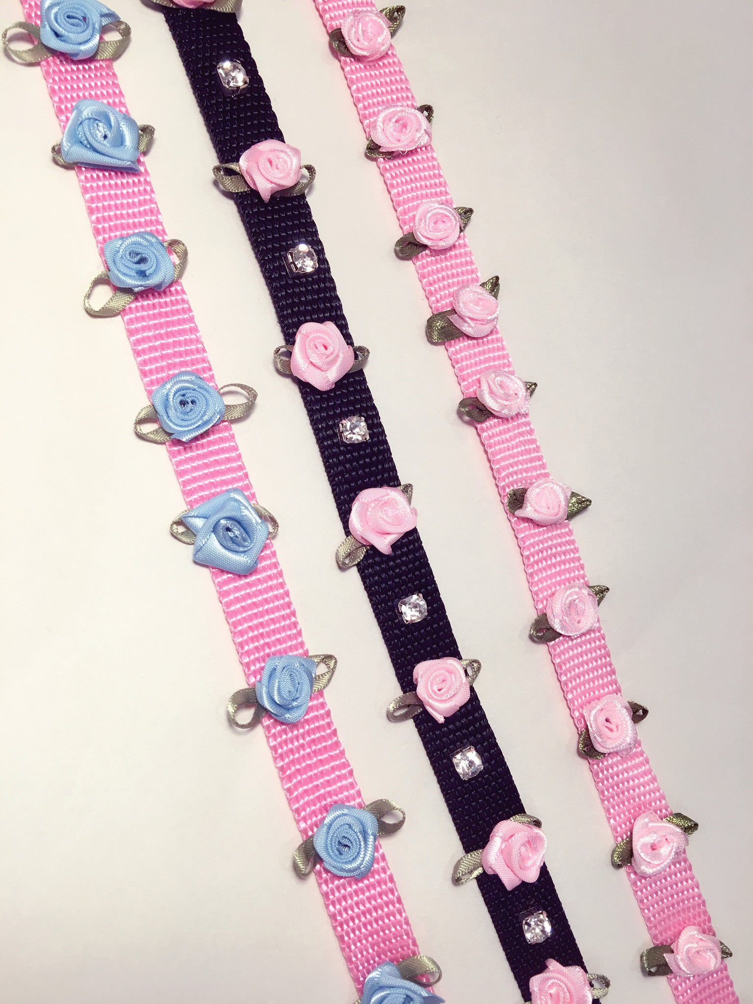 Black and Pink Rose Crystal BDSM leash for princess ddlg kawaii kink fashion available at BABY VOODOO - Shop now at BABYVOODOO.COM collar choker pastel fetish