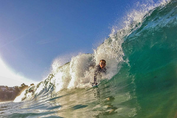 bodysurfing-handplanes-tube-ride-chase