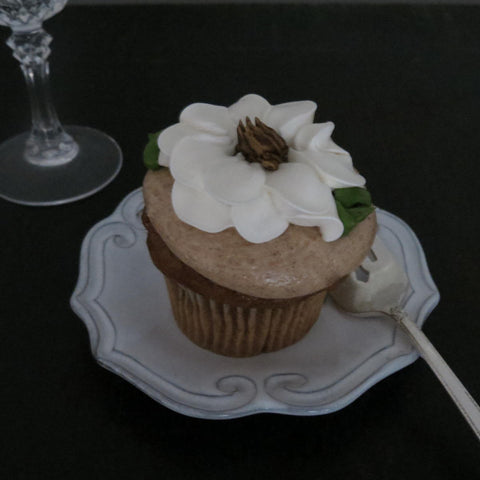 Beautiful Holiday Cupcake from Jane Summers's See Jane Sample Blog
