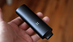 pax-portable-vaporizer-on-hand