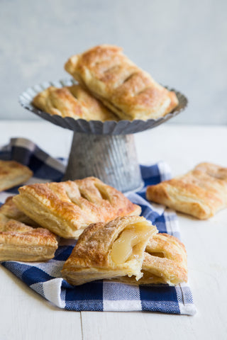 air-fryer-apple-pies